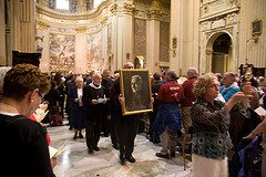 Procession with the image of Brother Andre at Sant Andrea della valle
