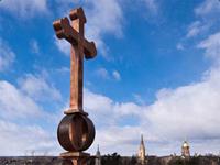 Eck cross