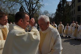 Fr Gerry blesses Fr Hesburgh