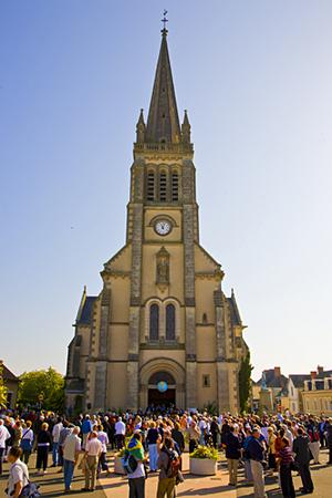 Notre-Dame de Sainte-Croix in Le Mans, France