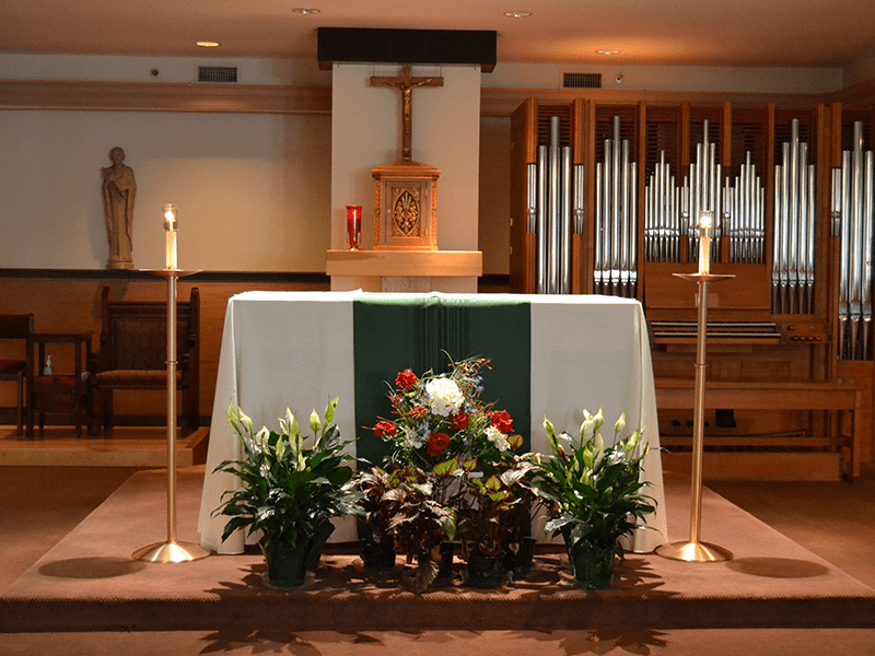 Sacred Heart Crypt Church Altar at Notre Dame