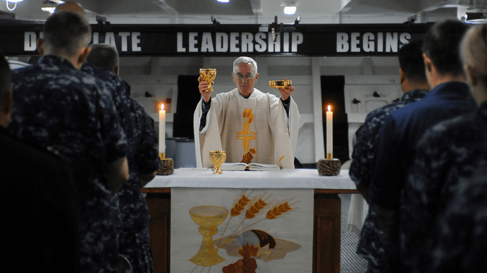 Communion Congregation Brotherhood: A Holy Communion | Congregation of Holy Cross
