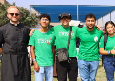 Br. Ben Sasin, C.S.C., with youth at Vive 2026
