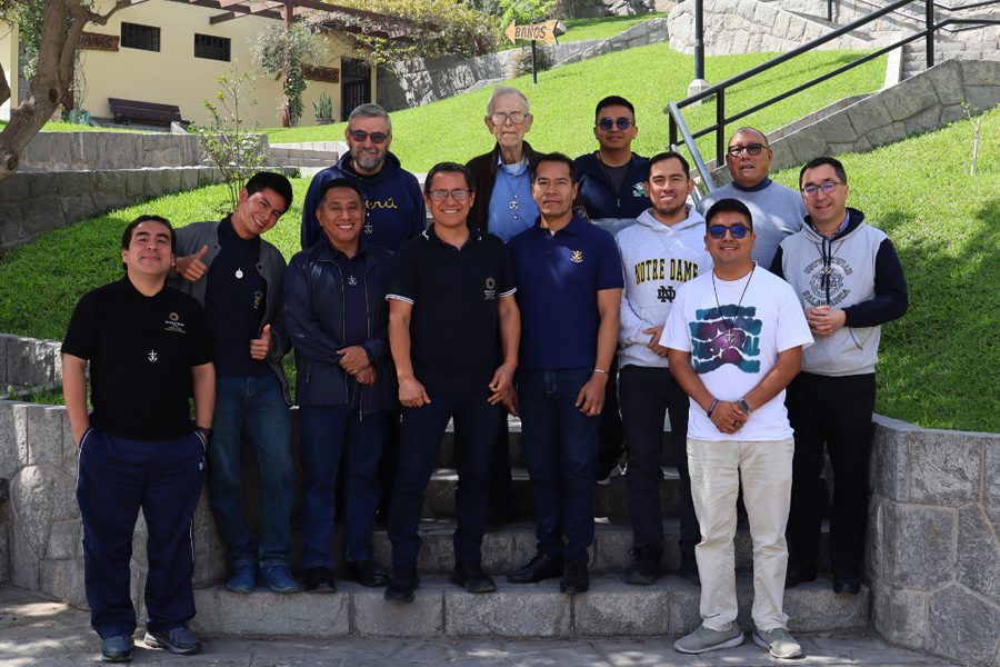 Mid-year assembly for Holy Cross Religious in Peru offers renewal
